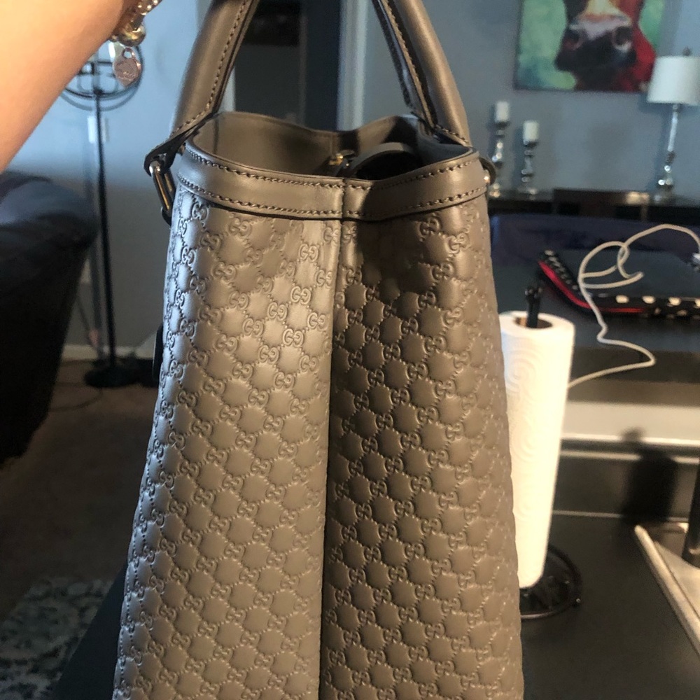 Authentic Leather Gucci Handbag NWT - Picture 8 of 8